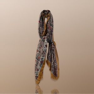 Beautiful scarf
